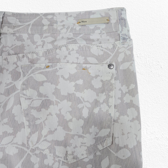Pilcro and the Letterpress Gray Floral Cropped Straight Leg Pants Size 32 - Picture 11 of 14